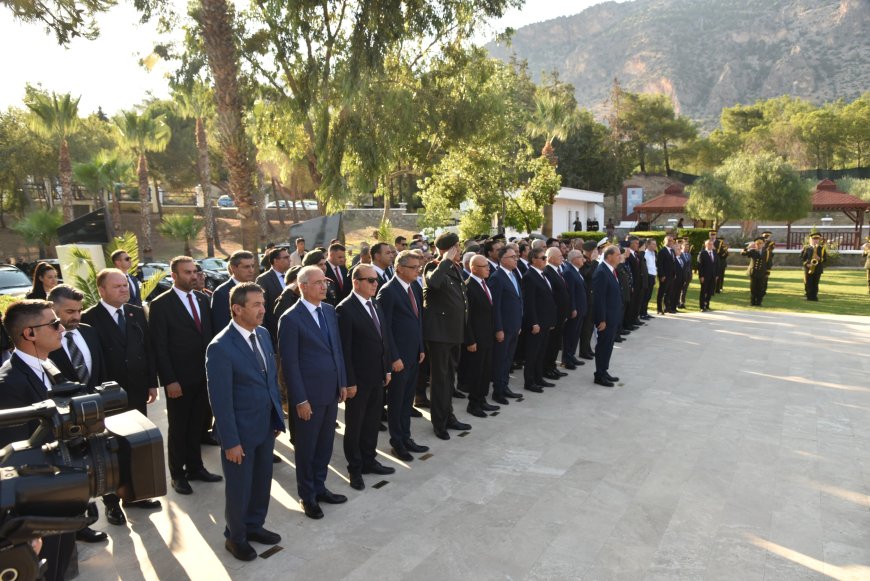 20 Temmuz dolayısıyla Boğaz Şehitliği'nde tören düzenlendi