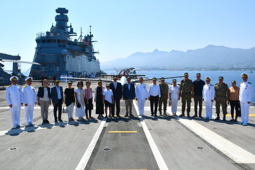 Cumhurbaşkanı Tatar, TCG ANADOLU gemisini ziyaret etti