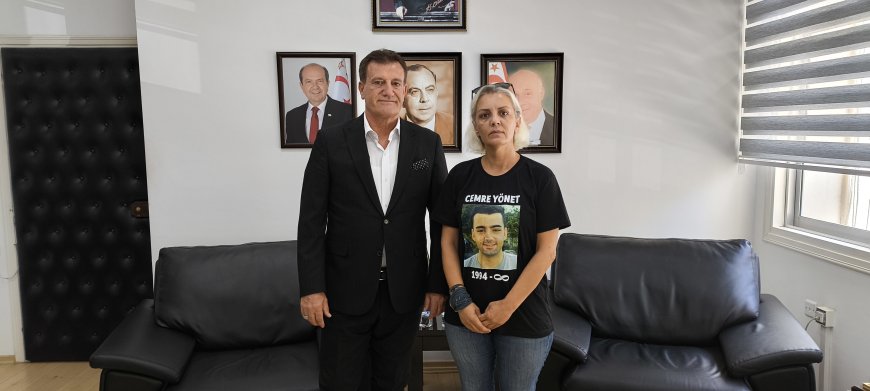 Bayındırlık ve Ulaştırma Bakanı Arıklı, trafik kazası sonucu yaşamını yitiren Cemre Yönet’in annesi Gönül Sağır’ı kabul etti
