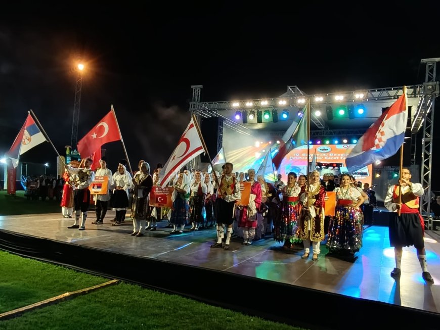 10. Patates Kültür Sanat Festivali ve 7. Beyarmudu Halk Dansları Festivali başladı