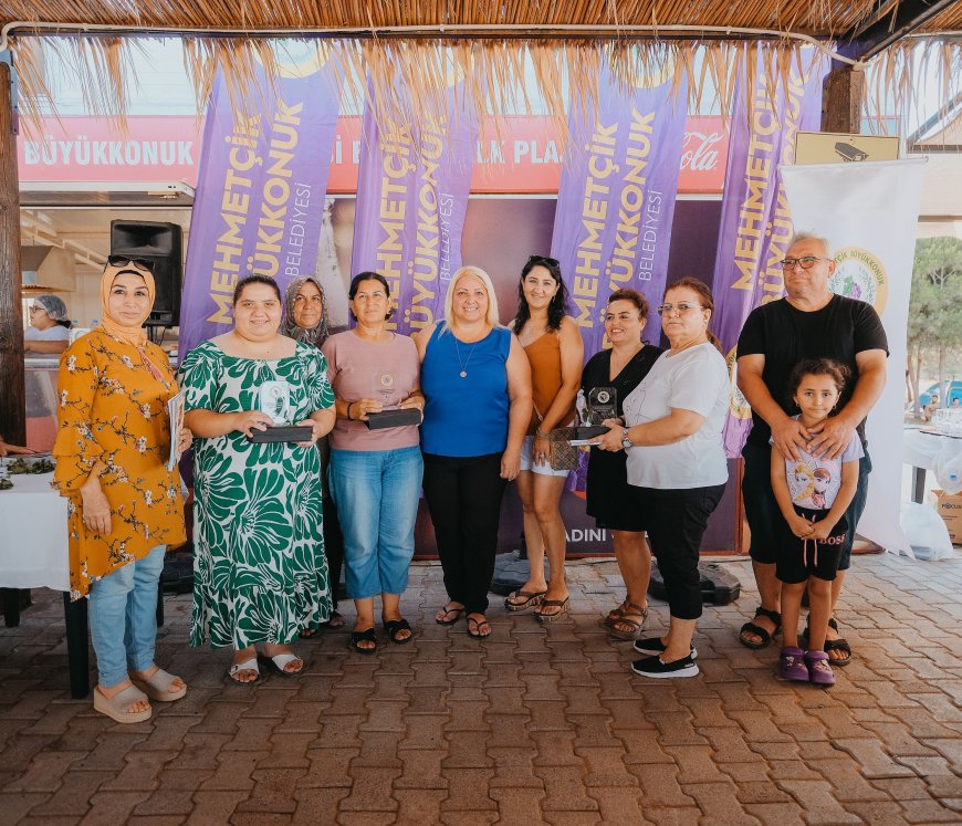 Üzüm Festivali'nde “Üzüm Bağından Sofraya Yemek Yarışması” etkinliği düzenlendi