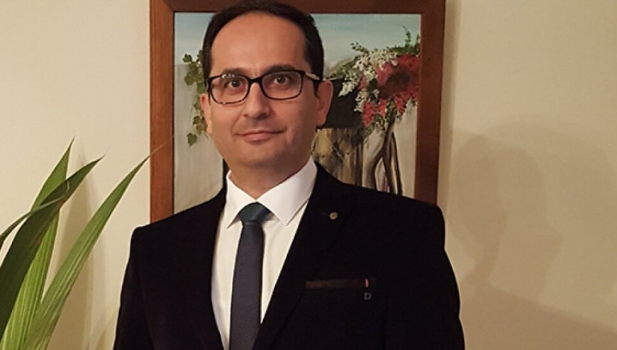 Cemal Mert'ten “Maymun Çiçeği” uyarısı: Çiçek aşısı olmayan genç nesil risk altında!
