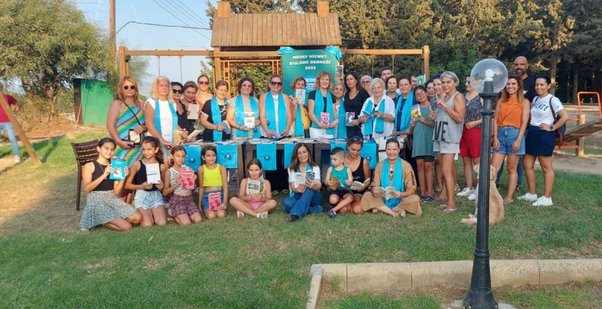 Alsancak’ta kitap okuma etkinliği