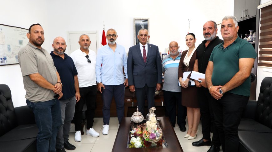 Milli Eğitim Bakanı Çavuşoğlu, Kar-İş ve KTTTB yetkilileri ile görüştü
