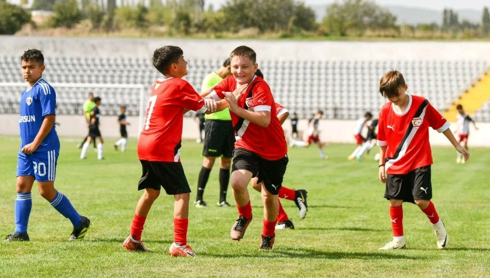 KKTC U12 Futbol Milli Takımı’ndan Azerbaycan’da üst üste galibiyet!
