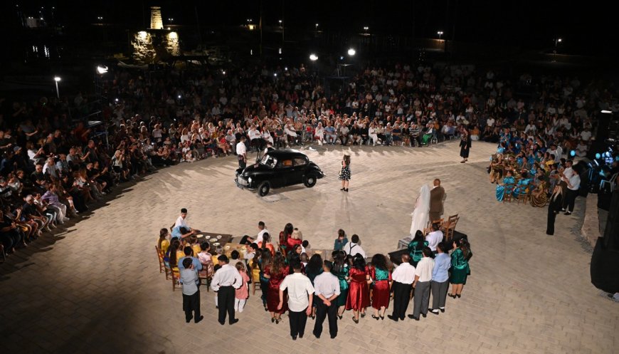 "Ali’m" folklorik müzikal tiyatrosu dün akşam sahnelendi