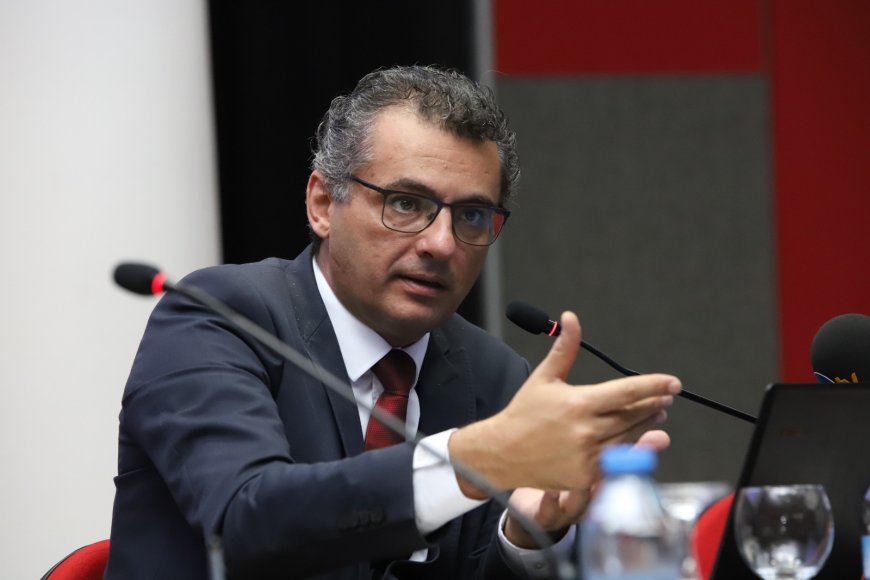 Erhürman: “Diyalog ve diplomasiye devam etmek zorundayız”