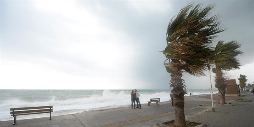 Meteoroloji Dairesi’nden karada fırtınamsı rüzgar uyarısı