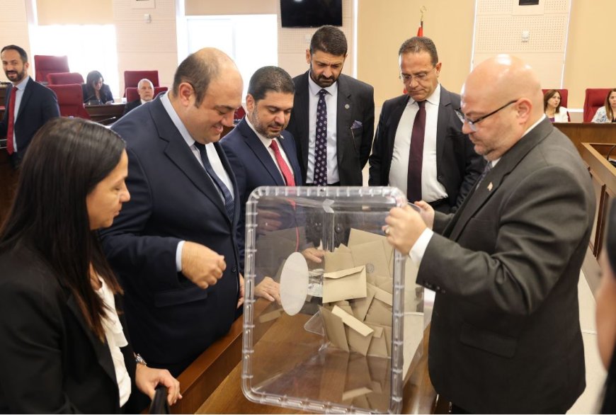 Meclis Başkanlığı seçimi üçüncü turda da sonuçlanmadı…