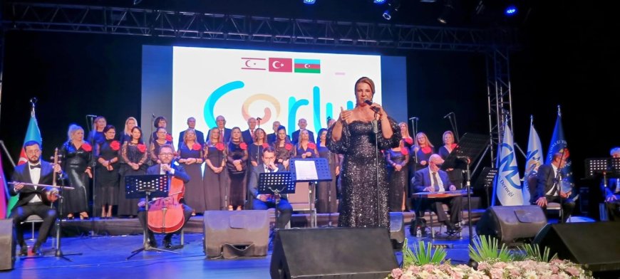 Cumhuriyet Coşkusu: Bahar Esintileri Korosu Sahne Aldı!