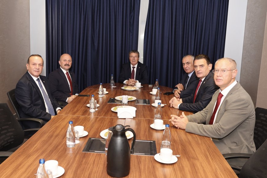 Başbakan Üstel, Adıyaman Valisi Varol'la görüştü