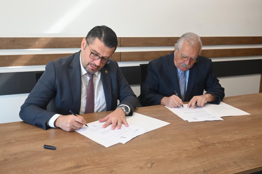 Bahçeşehir Üniversitesi ile Dr. Fazıl Küçük Vakfı eğitim alanında iş birliği protokolüne imzalandı