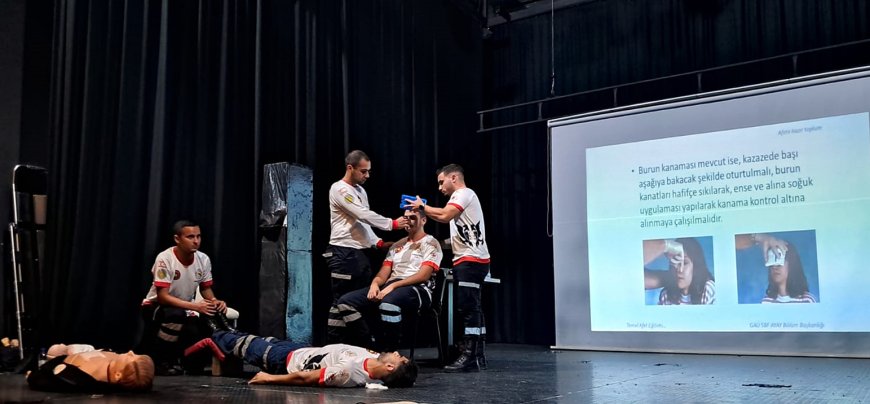Girne'de, “Afete Hazırlık ve İlk Yardım Eğitim” semineri yapıldı