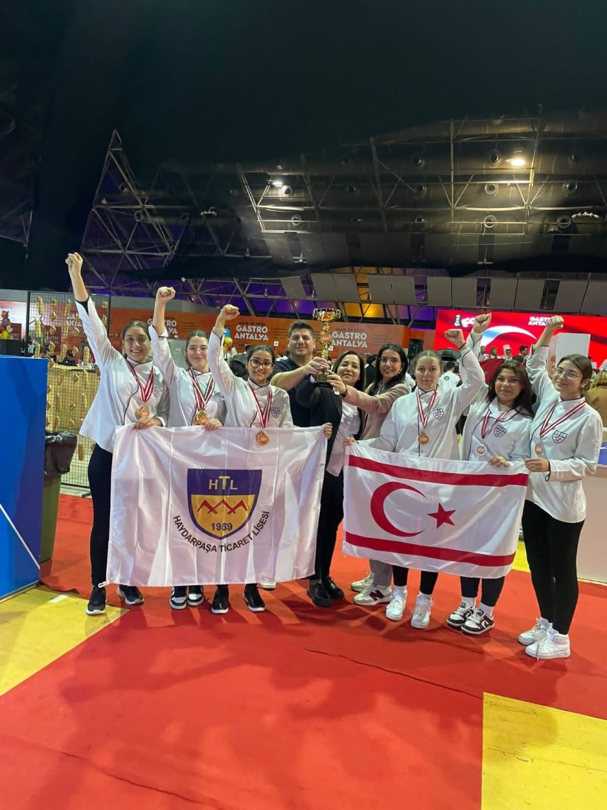 Haydarpaşa Ticaret Lisesi, Game Of Food Gastroantalya’da “Yılın En İyi Lisesi” kupasını aldı