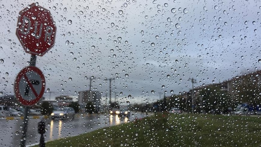 Hava durumu... Yarın yer yer hafif sağanak bekleniyor