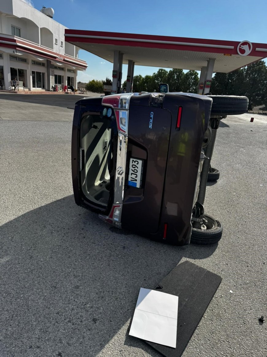 İskele-Geçitkale ana yolunda petrol istasyonunda trafik kazası...