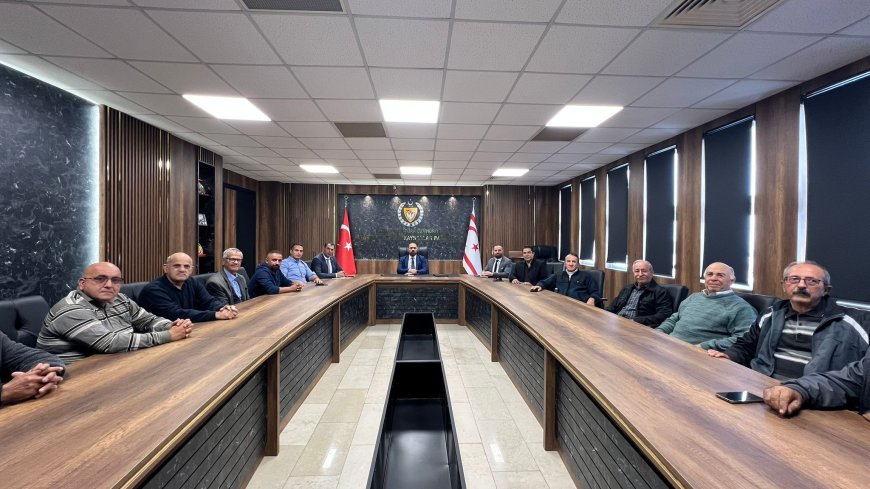 Tarım Bakanı Çavuş, narenciye üreticileri ile görüştü