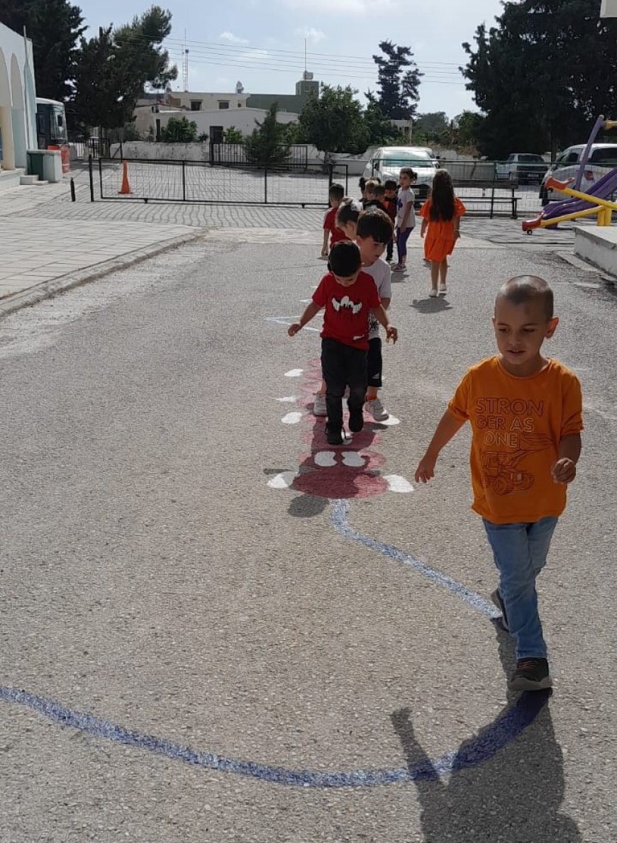 DAÜ öğrencilerinden Ziyamet İlkokulu’nda eğitici proje