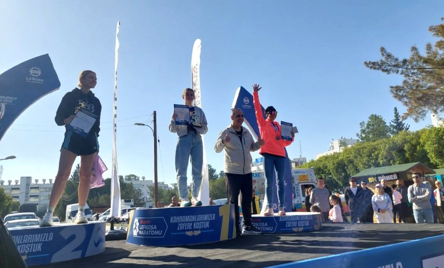 Ülker Lefkoşa Maratonu’nda dereceye giren koşuculara ödülleri verildi