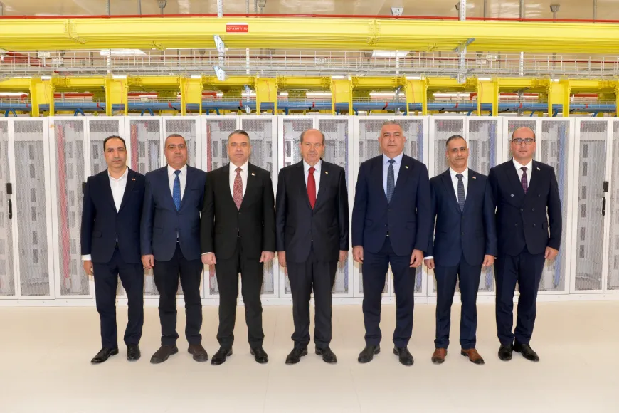 Cumhurbaşkanı Tatar Dijital Dönüşüm ve Elektronik Devlet Kurumu'nu ziyaret etti