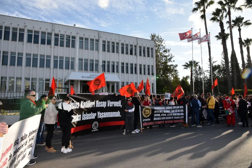 Orta öğretim öğretmenlerinden Başbakanlık önünde eylem…