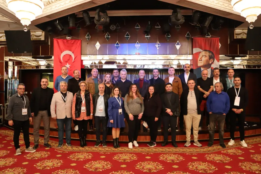 Kıbrıs Türk Halk Dansları Federasyonu heyeti, Türkiye Halk Oyunları Federasyonu’nu ziyaret etti