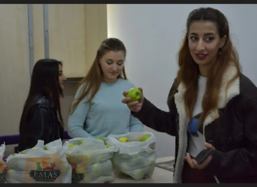 GAÜ’de diyabet konferansı düzenlendi