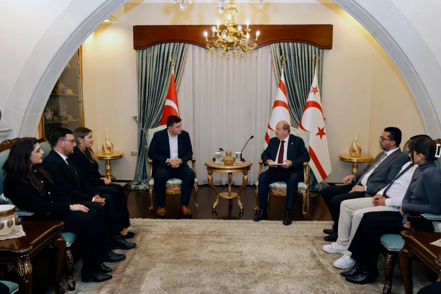 Cumhurbaşkanı Tatar Gençlik Federasyonu Merkez Konseyi Başkanı ve Yönetim Kurulunu kabul etti