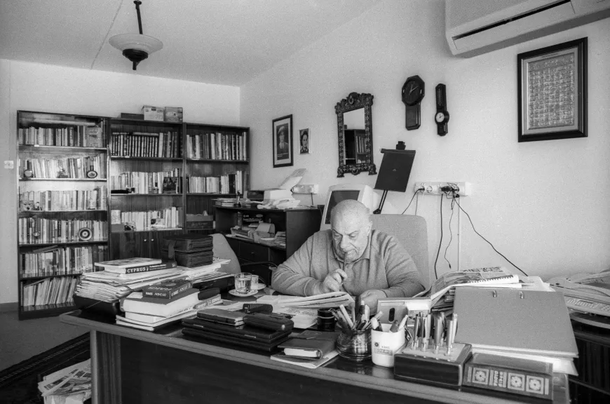 Fotoğrafçı İsmail Gökçe’den Rauf Denktaş’ın Ölümsüz Anları!