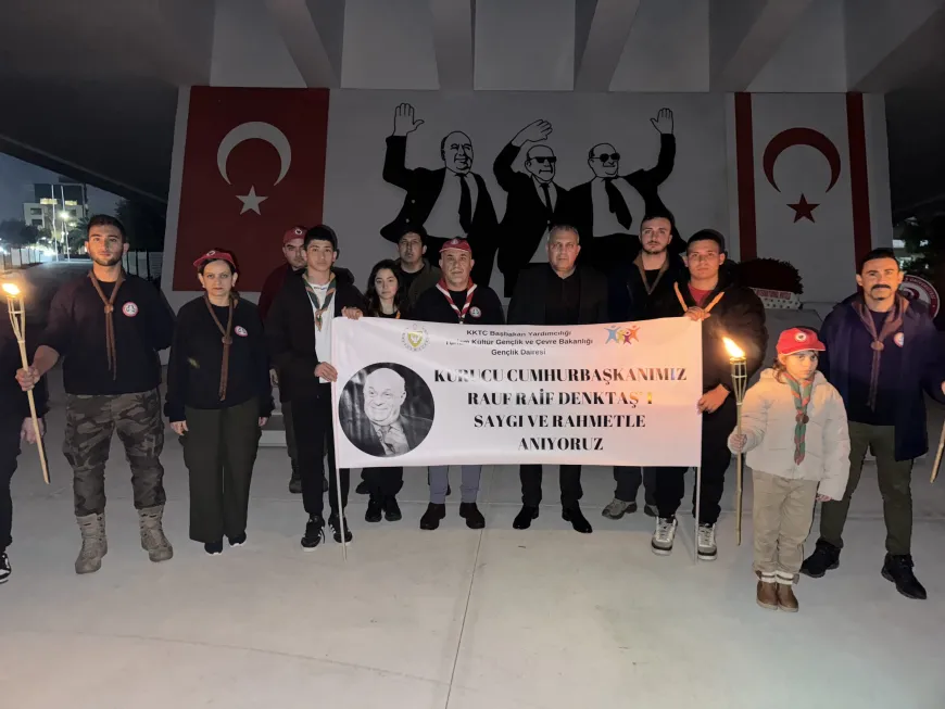 Kurucu Cumhurbaşkanı Denktaş için meşaleli anma töreni yapıldı