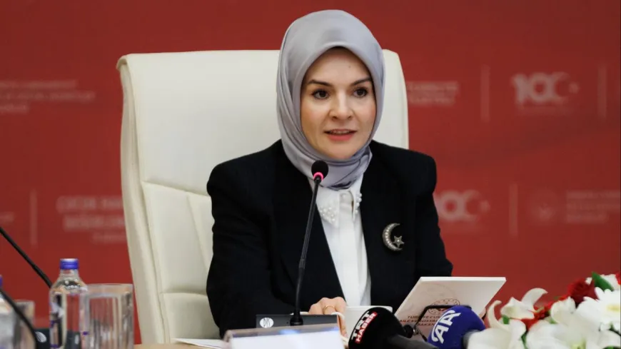 Cumhurbaşkanı Tatar TC Aile ve Sosyal Hizmetler Bakanı Göktaş’ı kabul etti