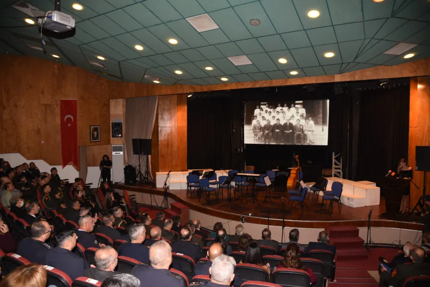 Özgürlük mücadelesi lideri Dr. Fazıl Küçük için AKM’de anma programı düzenlendi