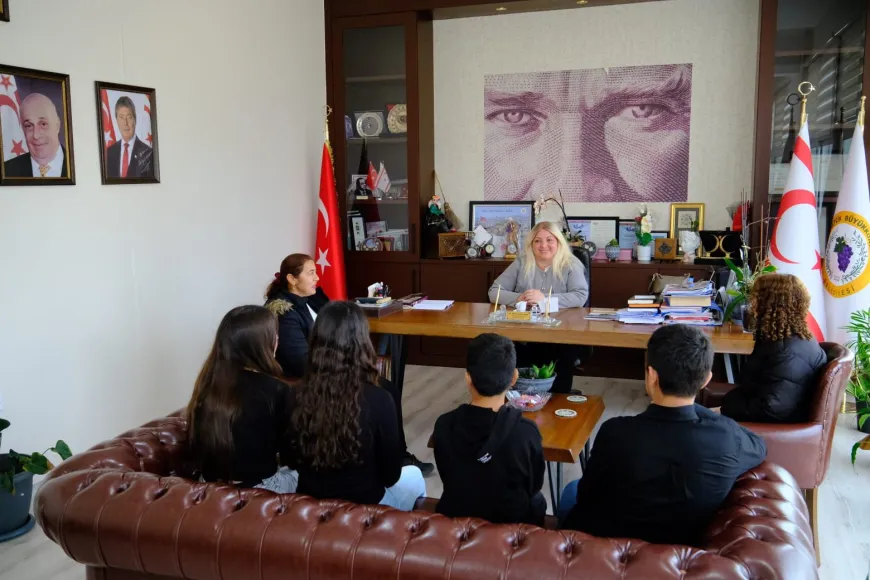 Spor ve Dayanışma! Büyükkonuk Sporcuları Başkan’ı Ziyaret Etti