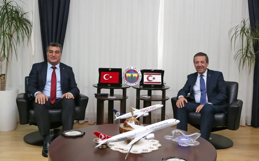 Dışişleri Bakanı Ertuğruloğlu, Tarihçi Yazar Doç. Dr. Balyemez’i kabul etti
