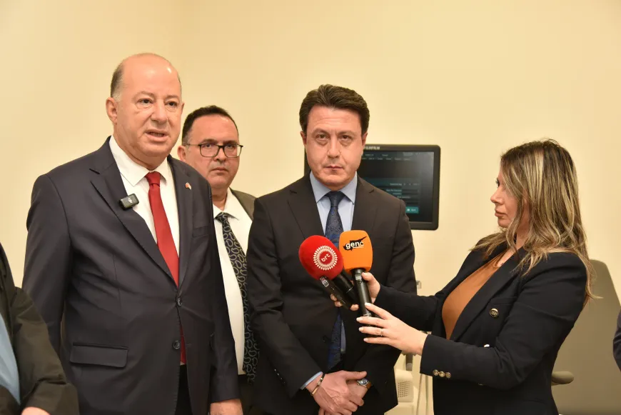 Türkiye İş Bankası Acil Durum Hastanesi'ne ultrason cihazı bağışladı