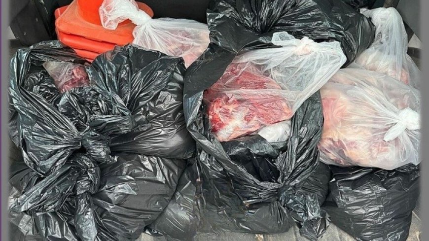 Kasap dükkanında 273 kilo kaçak et ele geçirildi
