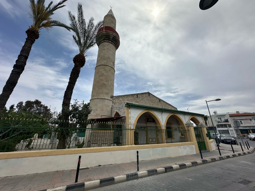 Vakıflar İdaresi Limasol bölgesindeki cami ve mezarlıkları yerinde inceledi