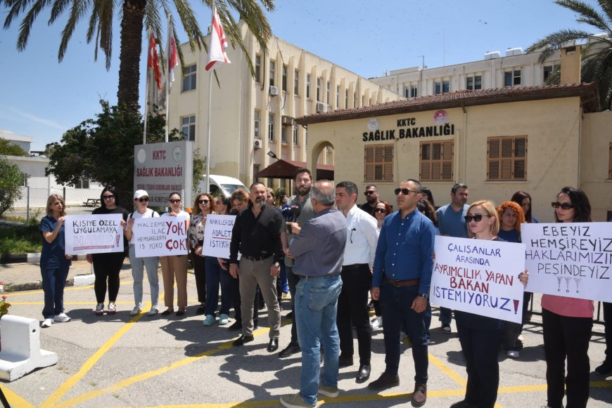 KTAMS ve KTHES’ten Sağlık Bakanlığı’na siyah çelenkli protesto