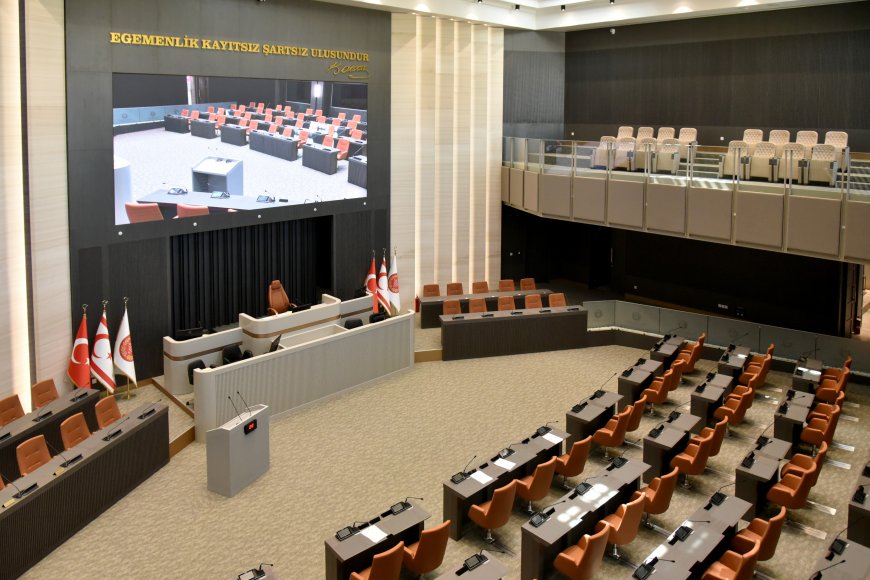 Meclis'in yapımı 3 yılda tamamlanan binası bugün faaliyete geçti…