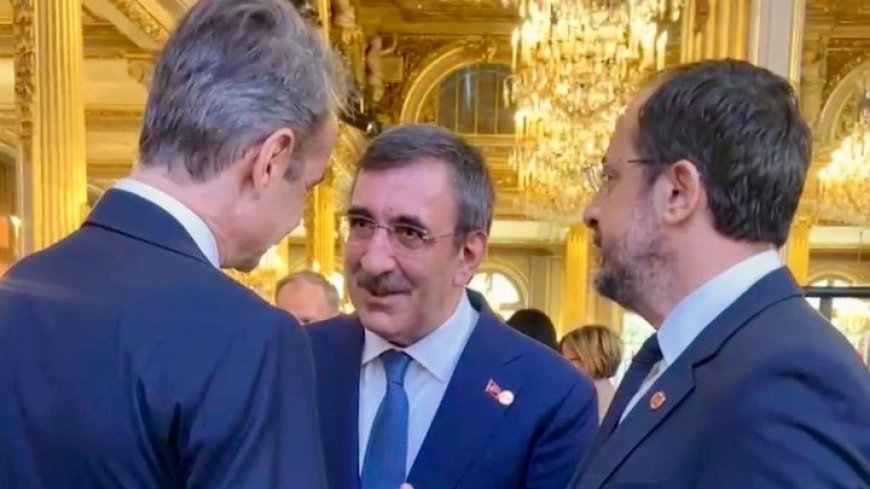 Hristodulidis: “Ankara’ya diyalog için iki yönden baskı yapıyorlar”