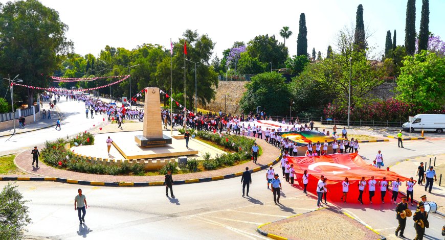 19 Mayıs Atatürk’ü Anma, Gençlik ve Spor Bayramı törenler ve etkinliklerle kutlanıyor