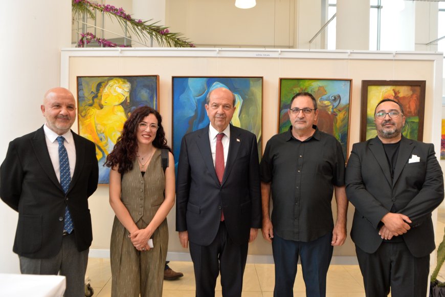 Tatar, sanat sergisine katıldı