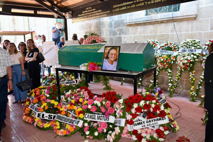 Başbakan Üstel'in ablası Selma Kumova, son yolculuğuna uğurlandı
