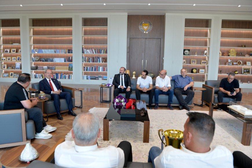 Cumhurbaşkanı Tatar, Lefke Türk Spor Kulübü yönetimini kabul etti