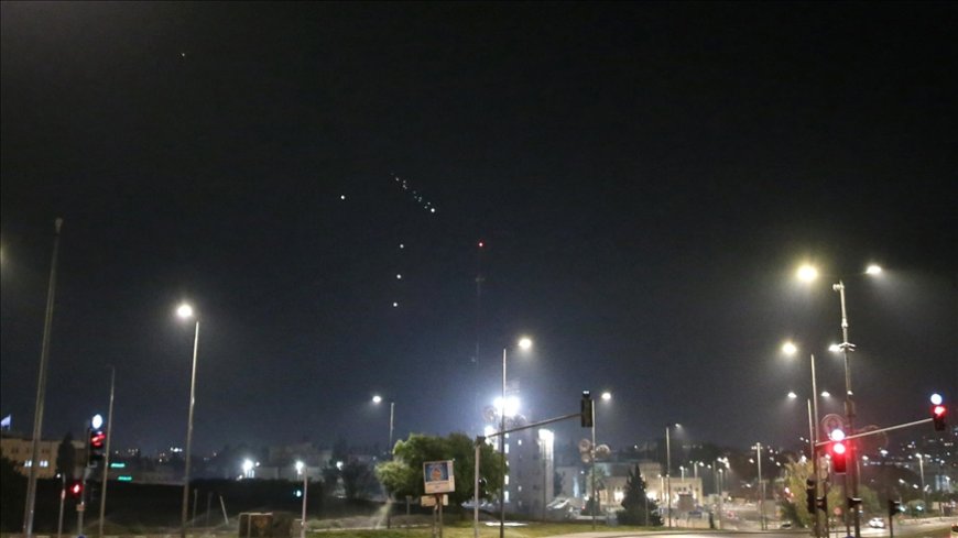 İran'dan İsrail halkına "ülkeyi terk etmeleri" çağrısı