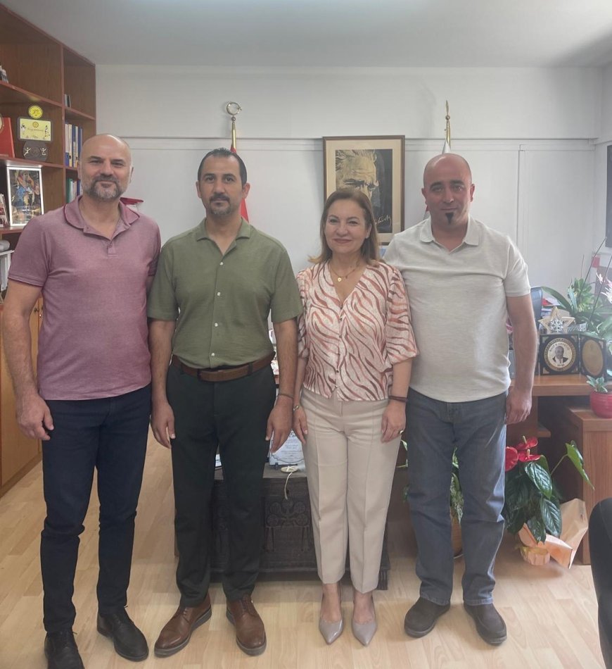 Kültür Dairesi Müdürü Türk Dünyası Edebiyat ve Kitap Festivali’ne katılan öğretim görevlilerini kabul etti